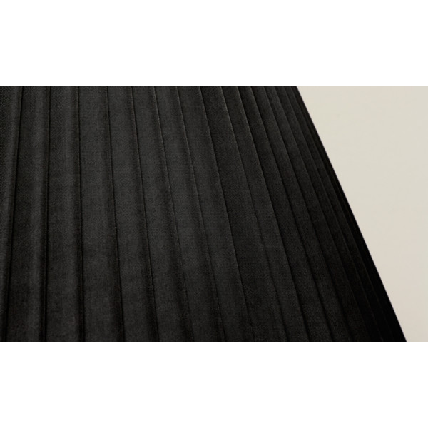 Pantalla tableada en color negro 30cm