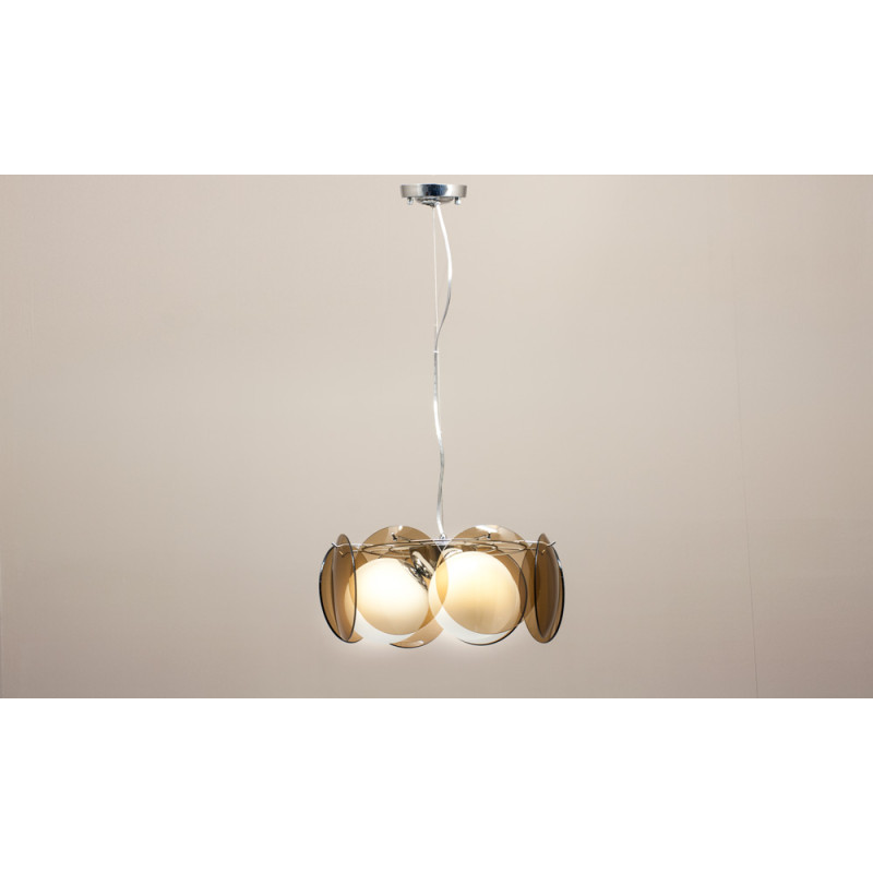Lámpara colgante de cristal en color marrón con tres luces